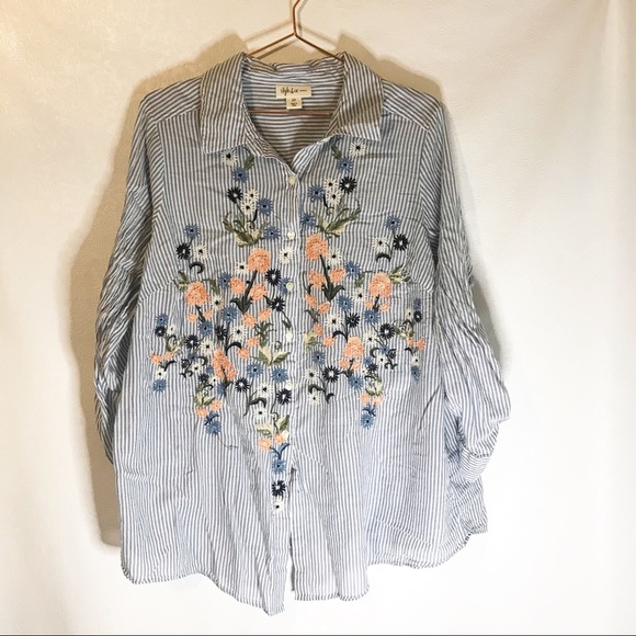 Style & Co. Tops - Style & Co embroidered striped long sleeved 1X